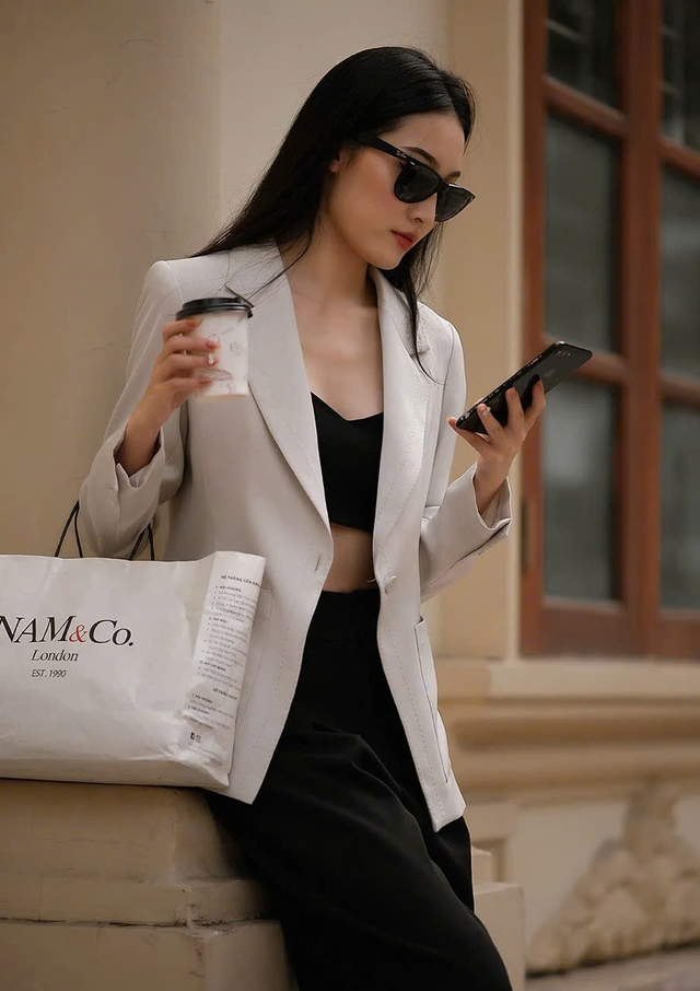 Áo blazer tôn lên nét kiêu kỳ ngày thu - Ảnh 6.