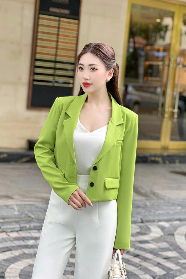Áo blazer tôn lên nét kiêu kỳ ngày thu - Ảnh 7.