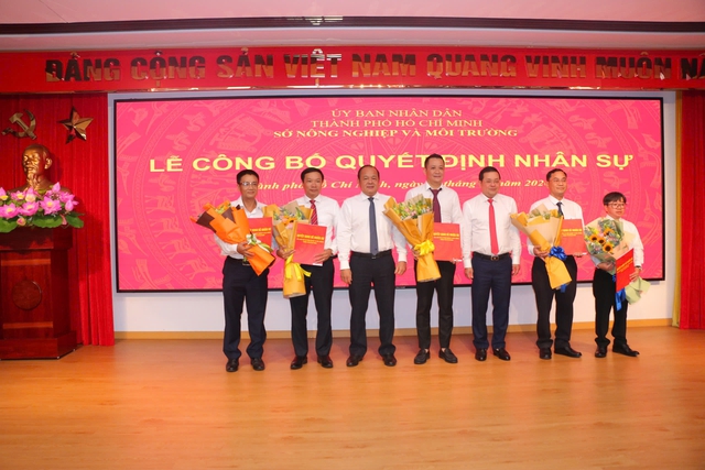 Ông Trần Đình Quân giữ chức Phó giám đốc Văn phòng Đăng ký đất đai TP.HCM- Ảnh 1.