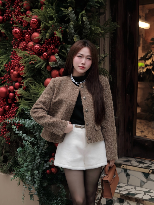 Mặc ấm mà vẫn gọn gàng với những kiểu áo khoác ngày lạnh- Ảnh 2.