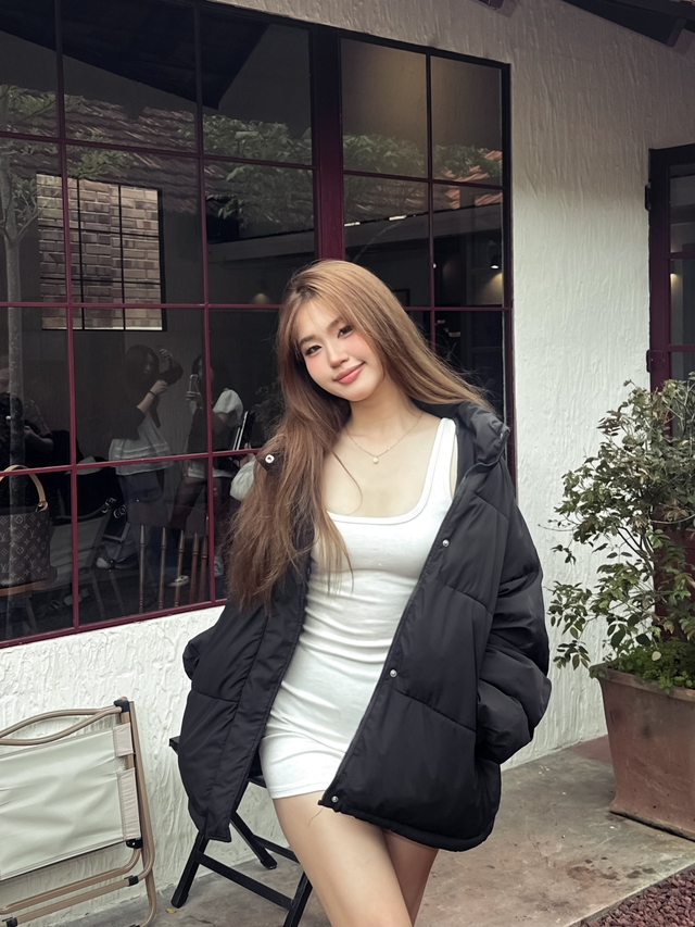Mặc ấm mà vẫn gọn gàng với những kiểu áo khoác ngày lạnh- Ảnh 6.
