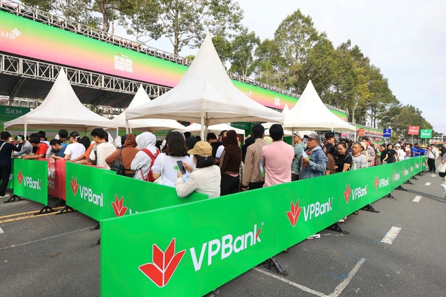 Hơn 15.500 runner đổ về check-in VPBank Đất Sen Hồng Music Marathon 2026- Ảnh 1.