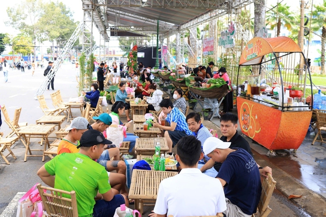 Hơn 15.500 runner đổ về check-in VPBank Đất Sen Hồng Music Marathon 2026- Ảnh 11.
