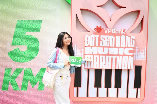 Hơn 15.500 runner đổ về check-in VPBank Đất Sen Hồng Music Marathon 2026- Ảnh 2.
