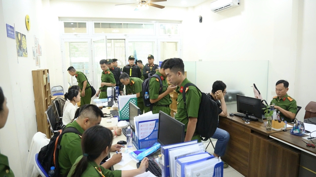 Công an TP.HCM bắt 21 bị can làm sai lệch kết quả quan trắc môi trường- Ảnh 3.