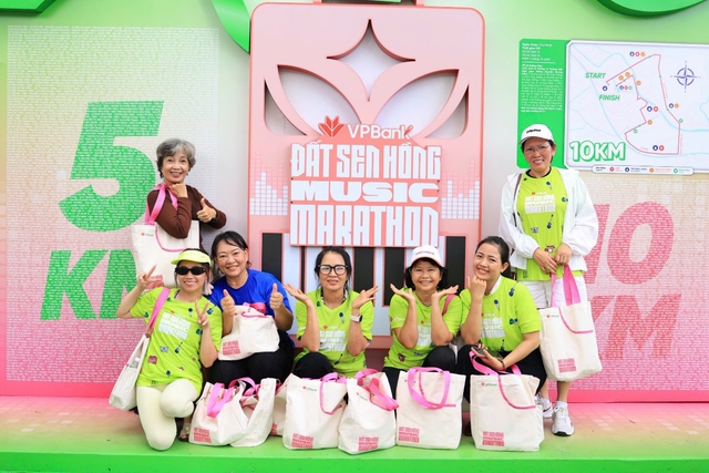 Hơn 15.500 runner đổ về check-in VPBank Đất Sen Hồng Music Marathon 2026- Ảnh 6.