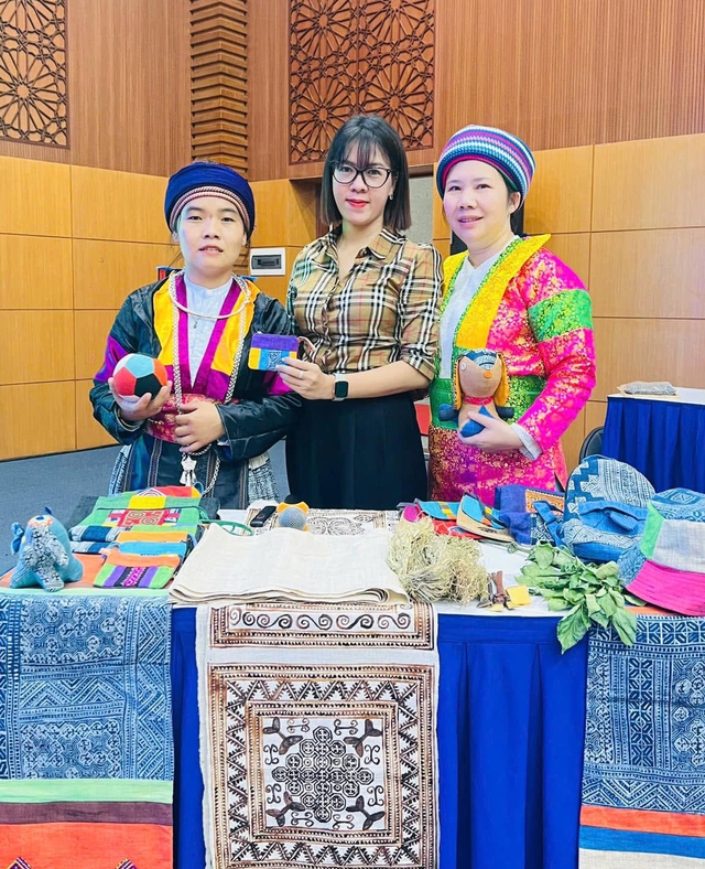 Chị Cầu dệt lanh, đấu tranh v&igrave; b&igrave;nh đẳng giới tr&ecirc;n cao nguy&ecirc;n đ&aacute; - Ảnh 5.
