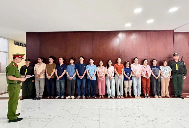 Công an TP.HCM bắt 21 bị can làm sai lệch kết quả quan trắc môi trường- Ảnh 1.