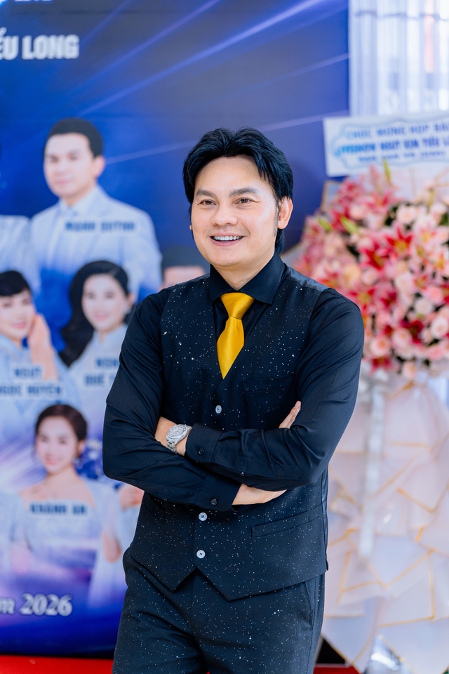 Mạnh Quỳnh: - Ảnh 1.