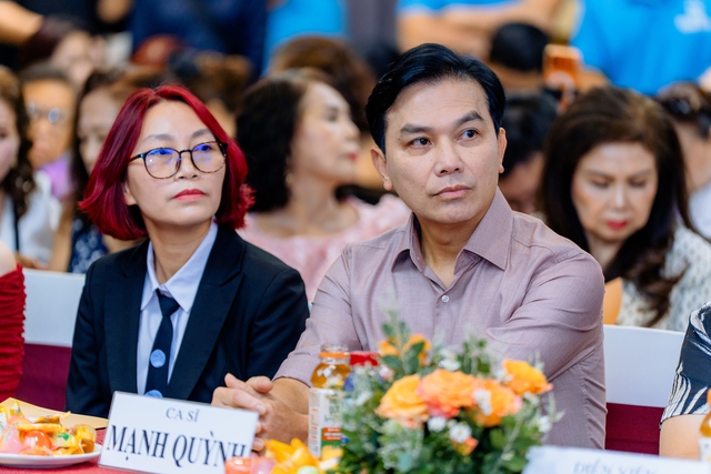 Mạnh Quỳnh: - Ảnh 3.