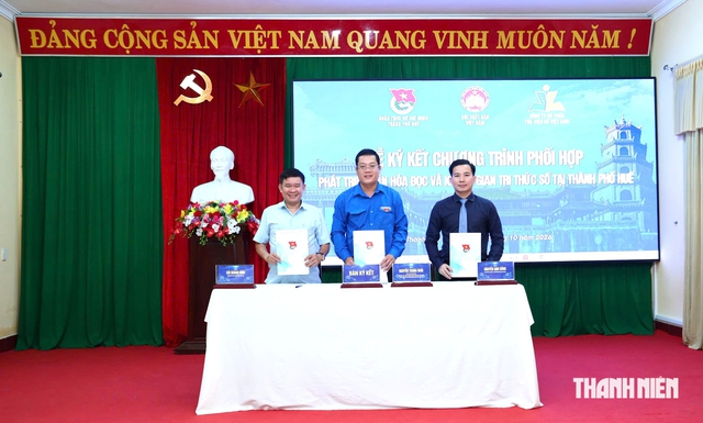 Hội Xuất bản ký kết hợp tác phát triển văn hóa đọc tại Huế- Ảnh 2.