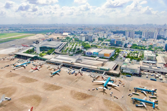Việt Nam định hình trung tâm hàng không mới của châu Á - Ảnh 1.