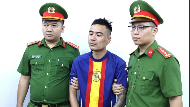 Ninh Bình khởi tố chủ nhà hàng Thắng Ật- Ảnh 1.