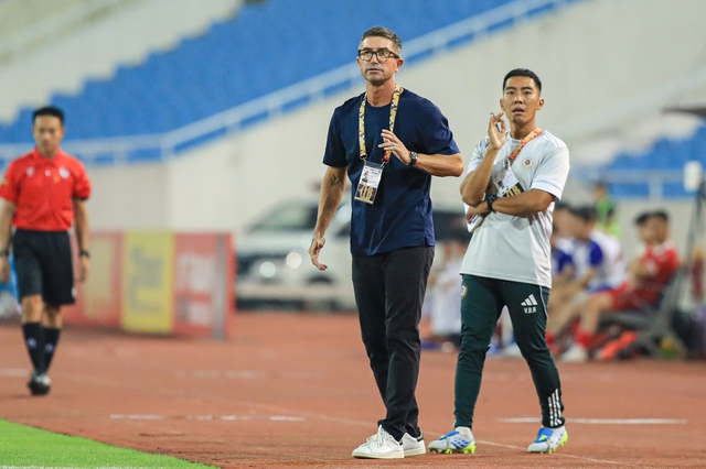 V-League mùa này sắp có HLV đầu tiên mất việc?- Ảnh 3.