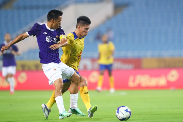 CLB Hà Nội thắng nhọc Bắc Ninh: Hai Long và Andrew Jung rực sáng, ghế HLV Kewell bớt 'rung lắc'- Ảnh 2.