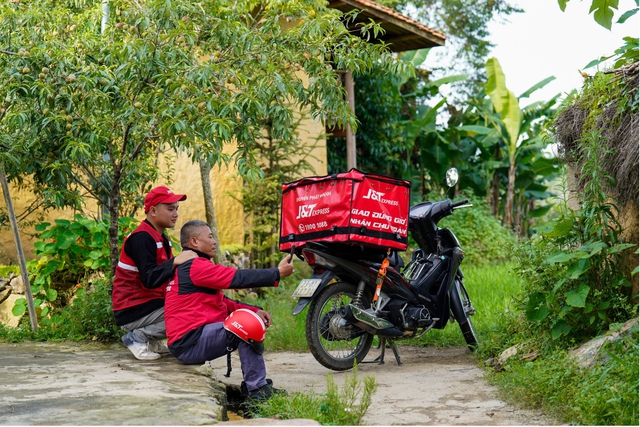 Hơn 100 đơn hàng và câu chuyện về những người không bỏ cuộc - Ảnh 3.