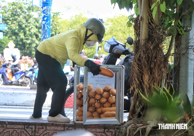 Tủ bánh mì đáng yêu - Ảnh 1.