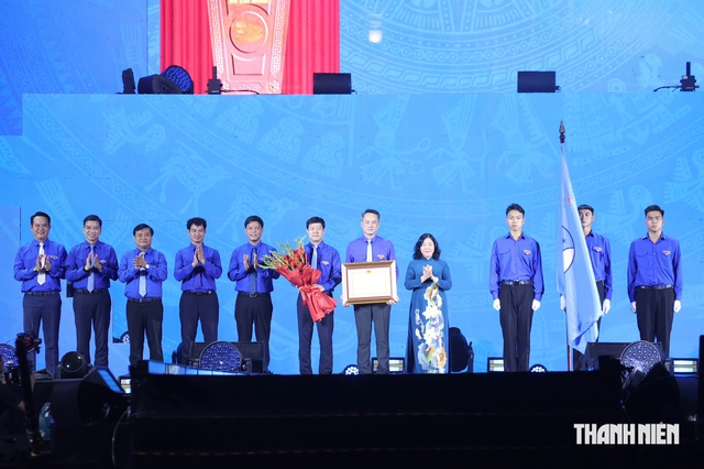 Hội Liên hiệp thanh niên Việt Nam đón nhận Huân chương Lao động hạng nhất - Ảnh 2.