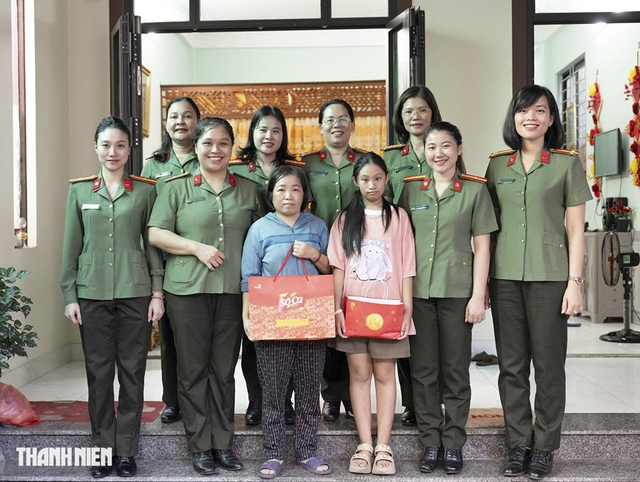 Những người 'Mẹ đỡ đầu' ở Công an tỉnh Quảng Trị- Ảnh 3.