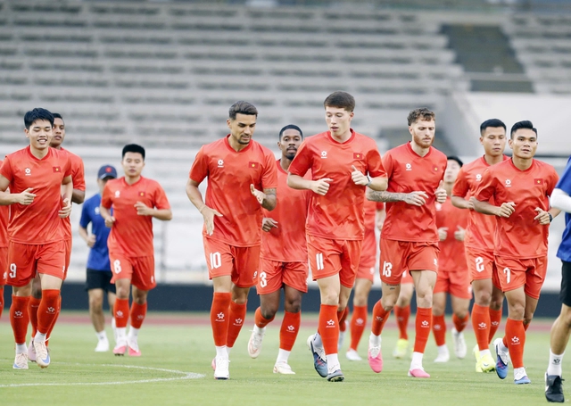 Đội tuyển Việt Nam vẫn chuẩn bị tốt nhất trước khi Asian Cup nguy cơ bị dừng v&igrave; xung đột

- Ảnh 1.