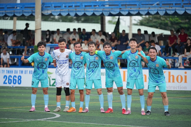 12 đội tranh tài giải bóng đá Hội đồng hương Nghi Sơn tại miền Nam- Ảnh 2.