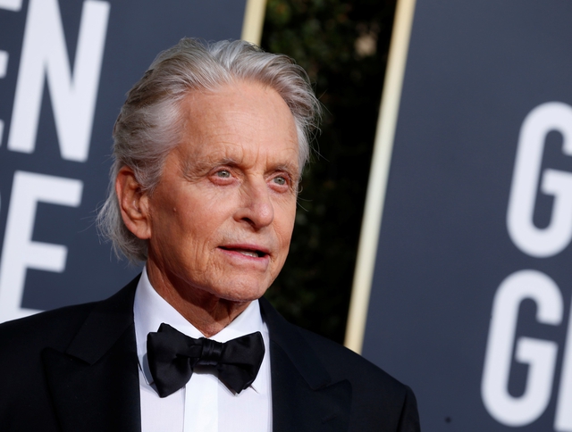 Michael Douglas g&acirc;y sốc khi tiết lộ từng b&aacute;n 88 kg cần sa để trả học ph&iacute; - Ảnh 1.