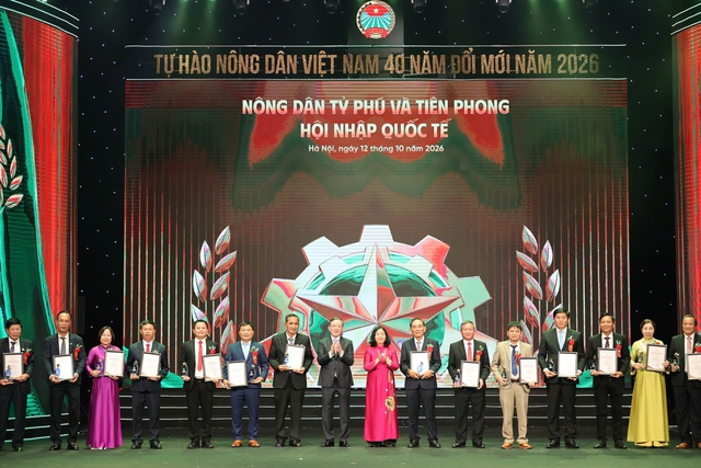 Vinh danh 96 Nông dân Việt Nam xuất sắc 40 năm đổi mới- Ảnh 1.