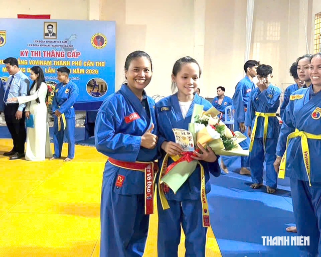 Nữ sinh 12 tuổi học v&otilde; bằng c&aacute;ch nghe v&agrave; cảm nhận - Ảnh 2.