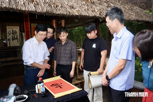 B&iacute; thư T.Ư Đo&agrave;n Nguyễn Tường L&acirc;m tiếp đo&agrave;n đại biểu B&aacute;o Thanh Ni&ecirc;n Trung Quốc- Ảnh 6.
