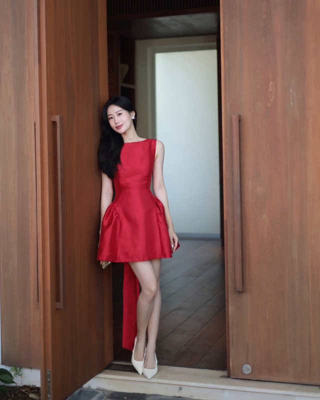 Bí quyết 'siết' vòng 2 thon gọn với váy chiết eo- Ảnh 3.