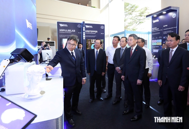 Thủ tướng Chính phủ Lê Minh Hưng dự khai khóa ĐH Quốc gia TP.HCM 2026 - Ảnh 4.