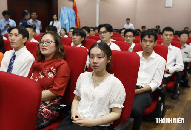 Thủ tướng Chính phủ Lê Minh Hưng dự khai khóa ĐH Quốc gia TP.HCM 2026 - Ảnh 8.