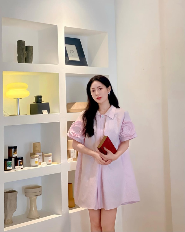 Đầm sơ mi - lựa chọn ho&agrave;n hảo cho c&ocirc; n&agrave;ng c&ocirc;ng sở hiện đại - Ảnh 2.