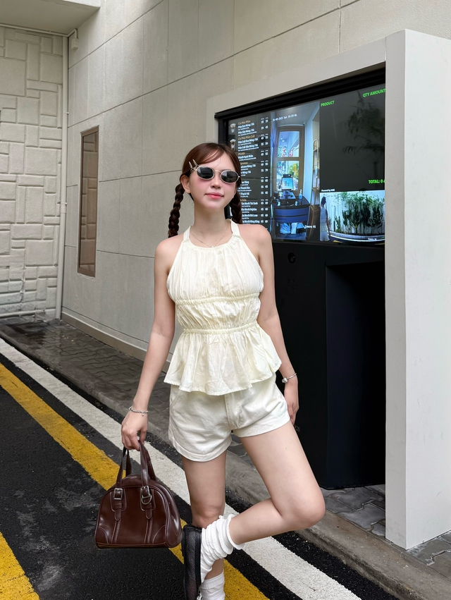 Áo bo chun vừa tôn eo thon, vừa tôn dáng đỉnh - Ảnh 4.