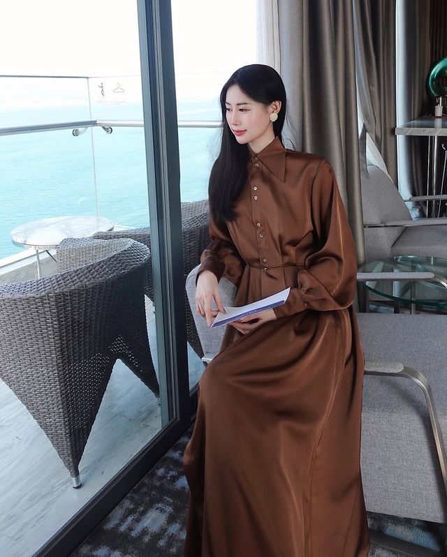 Đầm sơ mi - lựa chọn ho&agrave;n hảo cho c&ocirc; n&agrave;ng c&ocirc;ng sở hiện đại - Ảnh 7.