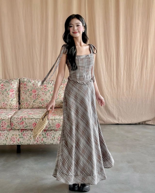 Chân váy ca rô trở lại khiến nàng mê đắm- Ảnh 6.