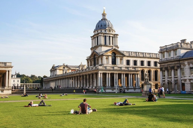 Greenwich Việt Nam tạo sân chơi học thuật qua chuỗi hội thảo chuyên ngành - Ảnh 1.