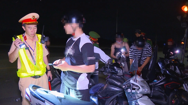 Sau 1 tháng phối hợp Cục CSGT, tai nạn giao thông ở Đồng Nai đã giảm - Ảnh 2.
