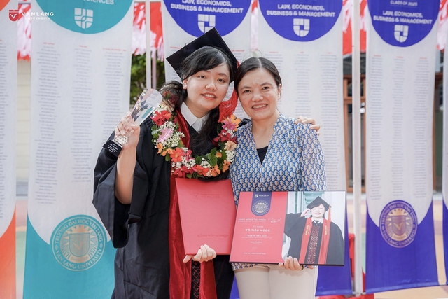 Bỏ 3 năm học kiến tr&uacute;c, nữ sinh l&agrave;m lại từ đầu v&agrave; c&aacute;i kết bất ngờ  - Ảnh 1.