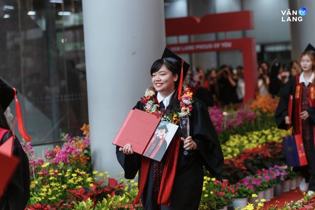 Bỏ 3 năm học kiến tr&uacute;c, nữ sinh l&agrave;m lại từ đầu v&agrave; c&aacute;i kết bất ngờ  - Ảnh 2.