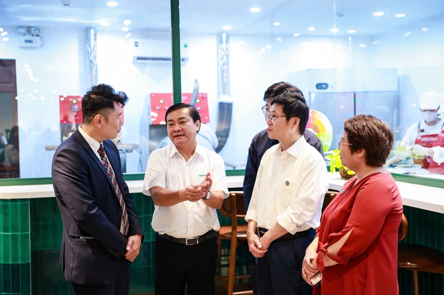 Đoàn đại biểu Báo Thanh Niên Trung Quốc thăm Tòa soạn Báo Thanh Niên - Ảnh 9.