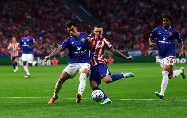 Lisandro Martinez bóc trần sự thật ở M.U, chỉ trích gay gắt ban lãnh đạo sau trận thua Atletico Madrid 0-2- Ảnh 2.