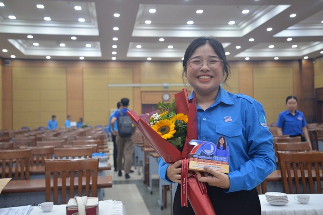 Tuyên dương 40 gương 'Thanh niên sống đẹp' phường Chợ Quán - Ảnh 3.