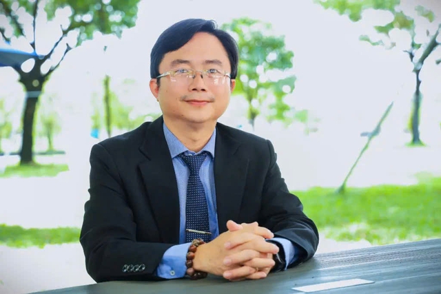 Thanh niên không chỉ tìm kiếm việc làm cho bản thân mà còn phải làm điều này - Ảnh 1.