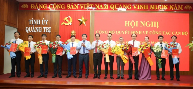 Quảng Trị điều động, phân công hàng loạt cán bộ lãnh đạo xã, phường- Ảnh 2.
