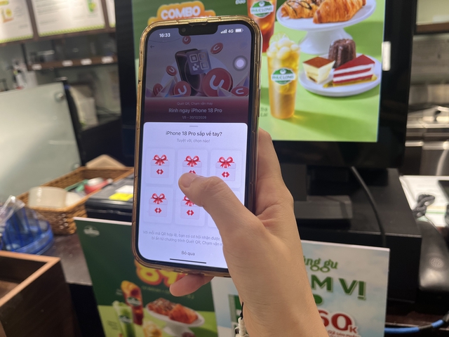 Quét QR Techcombank, nhận nhiều ưu đãi: Dùng voucher, thanh toán bằng U-Point, trúng iPhone 18 Pro - Ảnh 3.