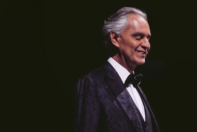 Maestro Andrea Bocelli chọn Đà Lạt cho đêm trình diễn đầu tiên đến Việt Nam - Ảnh 1.