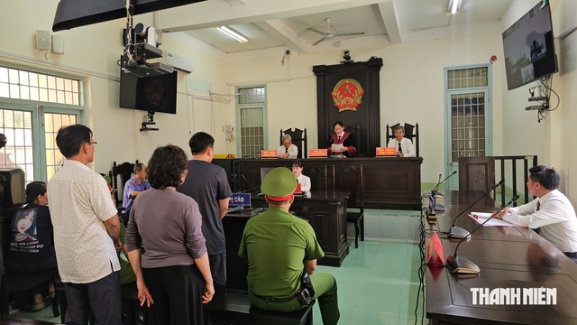 Toàn cảnh phiên tòa xét xử tài xế trong vụ án ‘nữ sinh Vĩnh Long’- Ảnh 4.