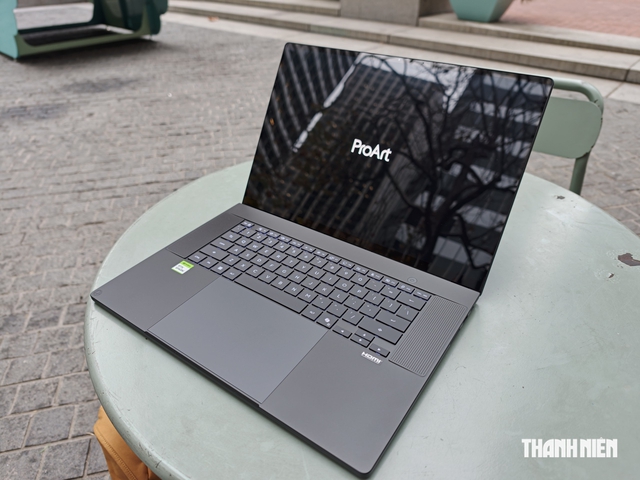 Trải nghiệm Nvidia RTX Spark và khả năng xử lý AI cục bộ trên laptop - Ảnh 2.