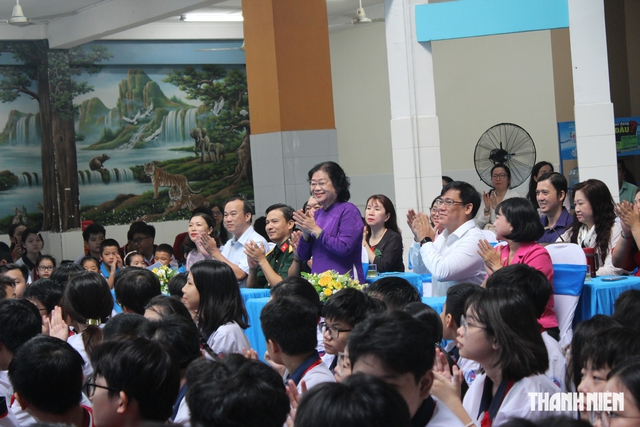 Bà Trương Mỹ Hoa kể lại 'địa ngục trần gian' nhà tù Côn Đảo - Ảnh 8.